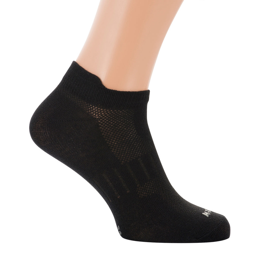 Light sports socks