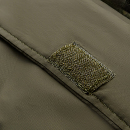 Sleeping bag with compression cover