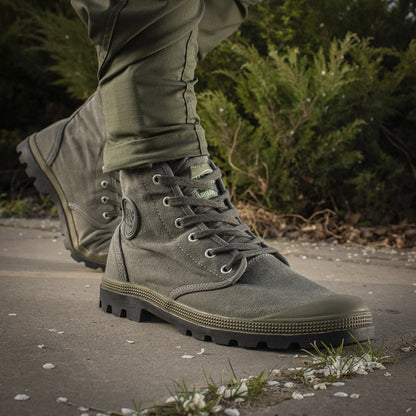 M-Tac sneakers