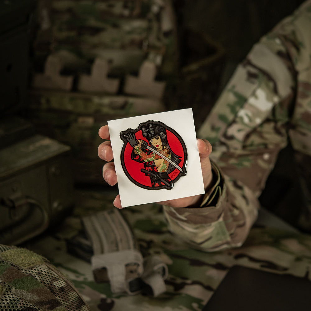 Sticker Tactical Girl #3 Skull on Shoulder
