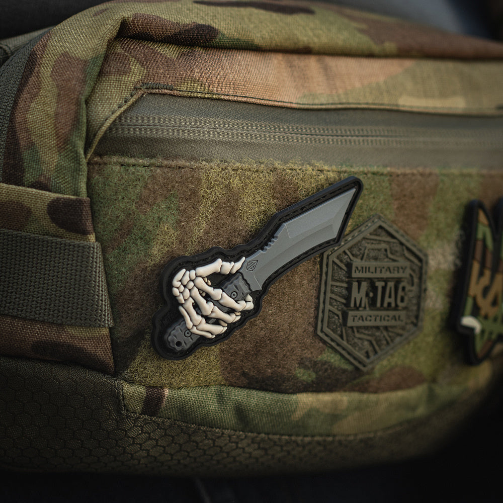 Patch Skeleton Knife PVC